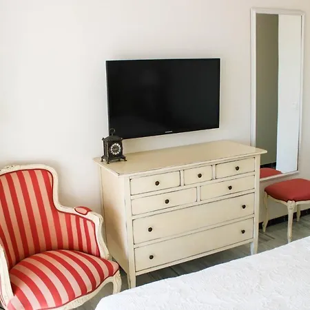 Apartment Beautiful Flat In Puerto Banus With Sea Views