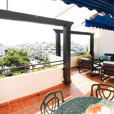 Beautiful Flat In Puerto Banus With Sea Views Marbella