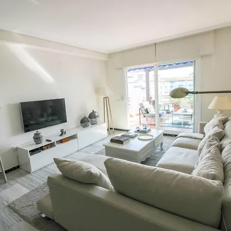 Beautiful Flat In Puerto Banus With Sea Views Apartment